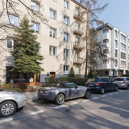 Spacious In A Great Location By Renters 克拉科夫